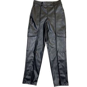 🔴 BLACK CARGO FAUX LEATHER PANTS